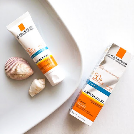 Kem chống nắng dạng sữa dành cho cơ thể La Roche-Posay Anthelios Xl Lotion SPF 50+ UVB + UVA Sensitive And Sun Intolerant Skin