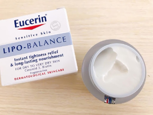 Review chân thật kem dưỡng ẩm Eucerin Lipo Balance từ khách hàng Review chân thật kem dưỡng ẩm Eucerin Lipo Balance từ khách hàng