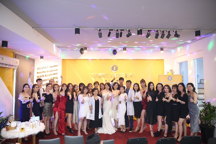 Hội thảo thu hút được sự quan tâm đông đảo của các đơn vị trong ngành làm đẹp Hội thảo thu hút được sự quan tâm đông đảo của các đơn vị trong ngành làm đẹp