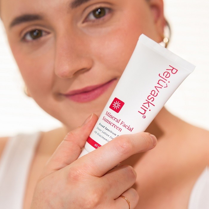 Kem chống nắng vật lý Rejuvaskin Mineral Facial SPF 32