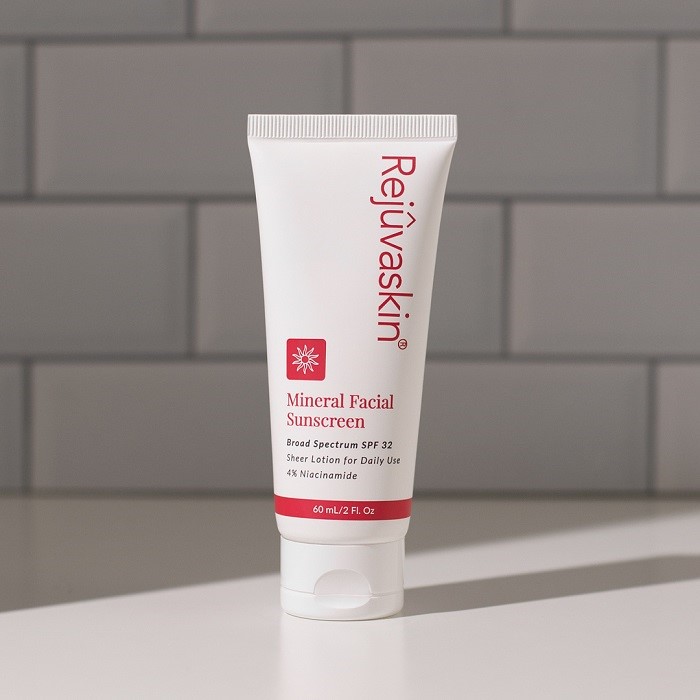 Kem chống nắng vật lý Rejuvaskin Mineral Facial Dưỡng Ẩm, Phục Hồi Da SPF 32 Kem chống nắng vật lý Rejuvaskin Mineral Facial Dưỡng Ẩm, Phục Hồi Da SPF 32