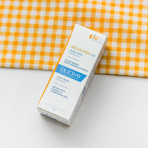 kem chống nắng chuyên biệt cho da bị đốm nâu Ducray Melascreen UV Light Cream SPF50+ kem chống nắng chuyên biệt cho da bị đốm nâu Ducray Melascreen UV Light Cream SPF50+