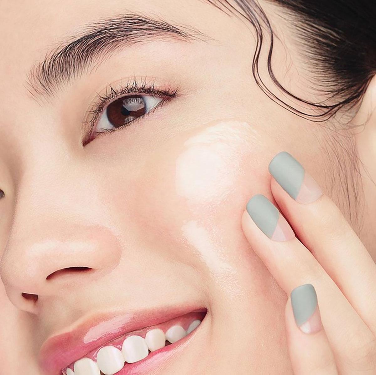 Kết cấu mỏng mịn, thẩm thấu nhanh