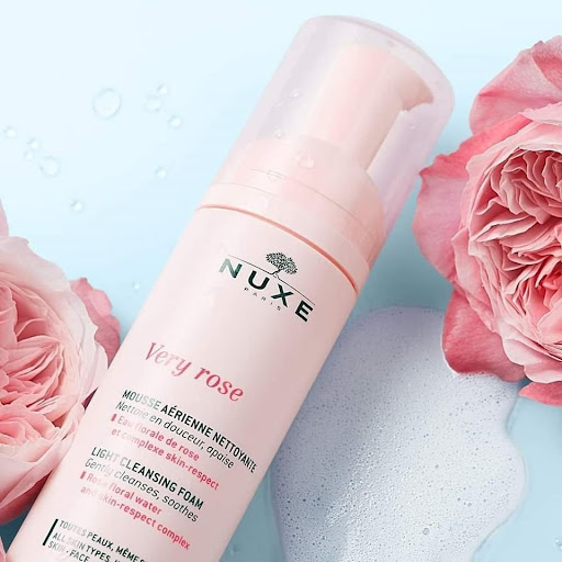 Nuxe-Very-Rose-Light-Cleansing-Foam-05