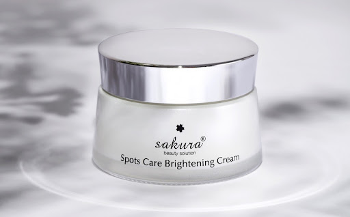 Sakura Spots Care Brightening Cream 45g Kem dưỡng trắng Sakura Spots Care Brightening Cream 45g
