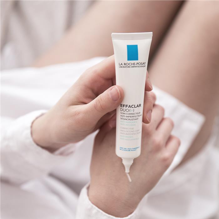 Kem dưỡng ẩm cho da mụn La Roche-Posay Effaclar Duo+ Corrective Unclogging Care Anti Kem dưỡng ẩm cho da mụn La Roche-Posay Effaclar Duo+ Corrective Unclogging Care Anti