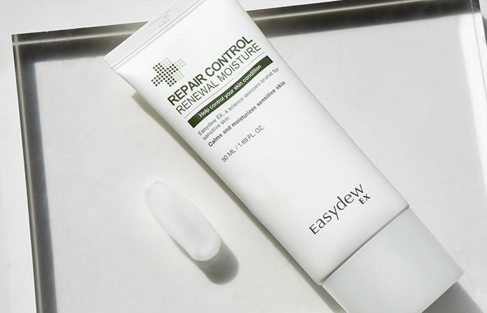 Kem dưỡng ẩm cho nam Easydew EX Repair Control Renewal Moisture Kem dưỡng ẩm cho nam Easydew EX Repair Control Renewal Moisture