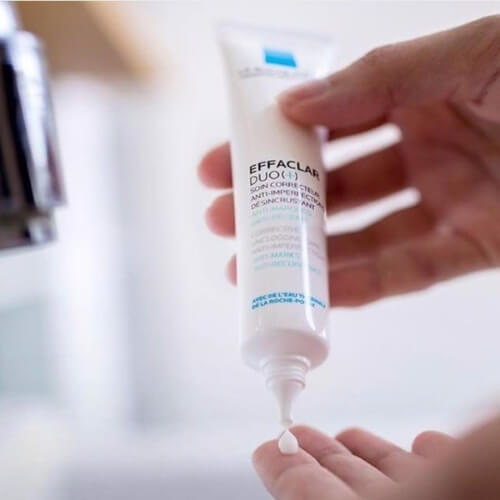 Để có thể phát huy được tối đa hiệu quả của kem, chị em hãy chăm sóc theo các bước hướng dẫn của các chuyên gia da liễu Để có thể phát huy được tối đa hiệu quả của kem, chị em hãy chăm sóc theo các bước hướng dẫn của các chuyên gia da liễu