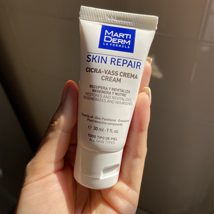 Thiết kế nhỏ gọn, cầm chắc tay, tiện để bỏ túi Thiết kế nhỏ gọn, cầm chắc tay, tiện để bỏ túi