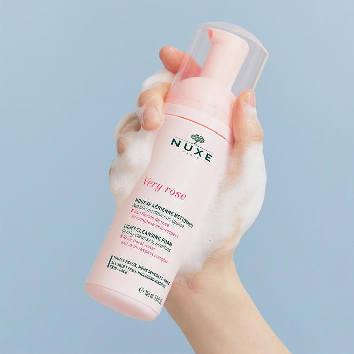 Sữa rửa mặt dành cho da dầu Nuxe Very Rose Light Cleansing Foam Sữa rửa mặt dành cho da dầu Nuxe Very Rose Light Cleansing Foam
