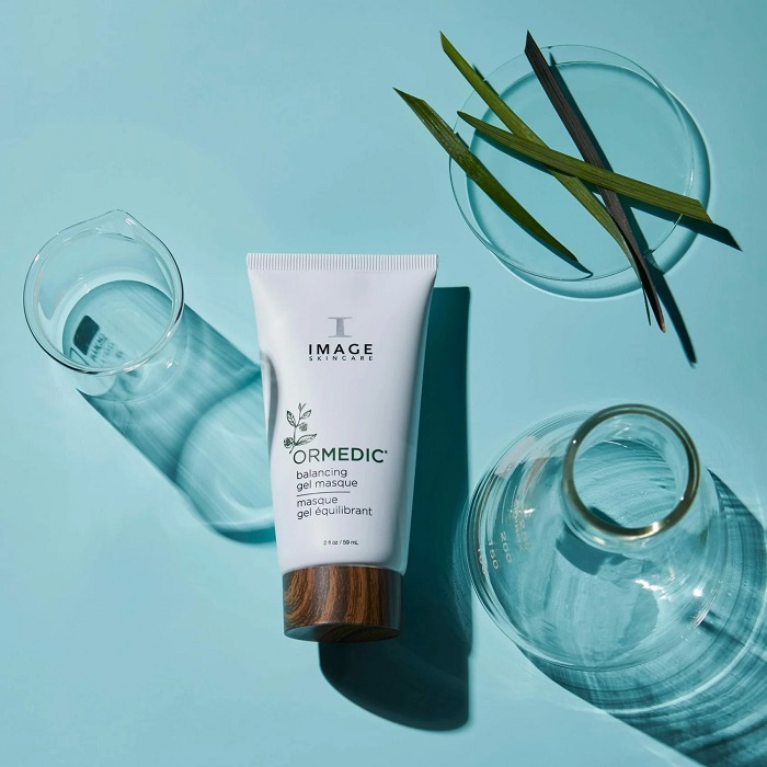 Đắp mặt nạ mặt nạ giảm nhạy cảm và kích ứng da Image Ormedic Balancing Gel Masque giúp bổ sung các dưỡng chất nuôi dưỡng da và giảm stress, thư giãn da mặt sau một ngày dài làm việc mệt mỏi. Đắp mặt nạ mặt nạ giảm nhạy cảm và kích ứng da Image Ormedic Balancing Gel Masque giúp bổ sung các dưỡng chất nuôi dưỡng da và giảm stress, thư giãn da mặt sau một ngày dài làm việc mệt mỏi.