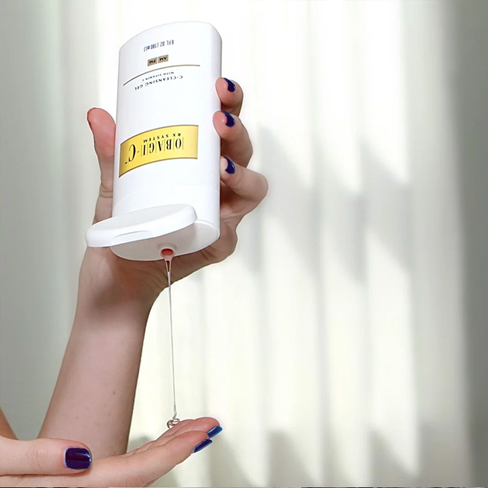 Sữa rửa mặt tẩy tế bào chết Obagi-C Rx Cleansing Gel 177ml