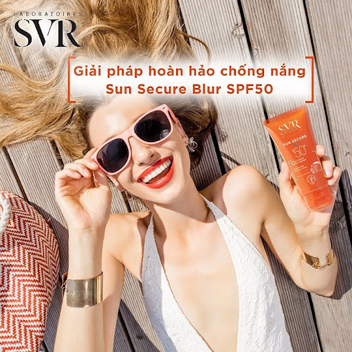 Kem chống nắng che khuyết điểm SVR Sun Secure Blur SPF 50