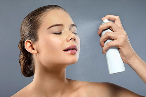 Xịt Khoáng Có Tốt Không? Tại Sao Phải Dùng Xịt Khoáng?