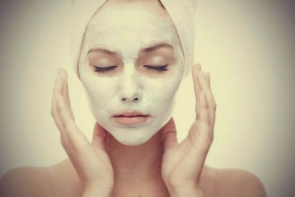 5 bước chăm sóc da cơ bản giúp bạn ăn Tết thoải mái – Da vẫn khỏe đẹp, trắng xinh hình ảnh 10 5 bước chăm sóc da cơ bản giúp bạn ăn Tết thoải mái – Da vẫn khỏe đẹp, trắng xinh hình ảnh 10