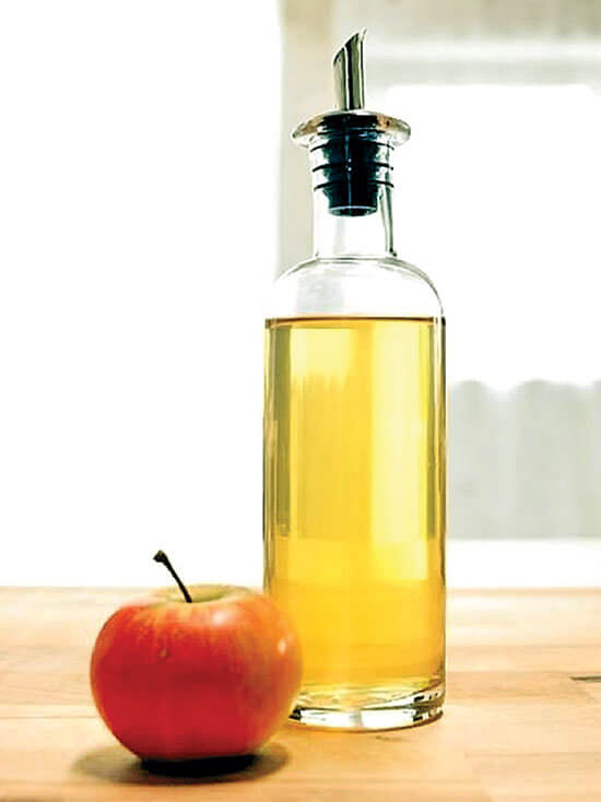 Bất ngờ với công dụng của giấm táo trong việc chăm dưỡng làn da trắng mịn, sạch mụn