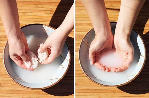 Nhiều phụ nữ Nhật Bản đã tận dụng nước gạo để làm sạch da mặt hàng ngày