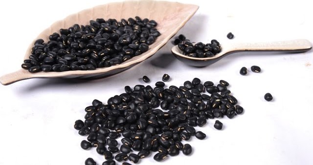 Kinh Ngạc Với Làn Da Trắng Mịn Nhờ Uống Nước Đậu Đen 15 Ngày