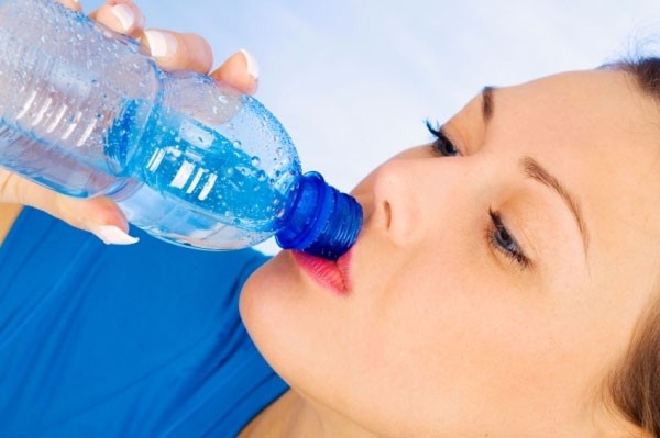 Brighter skin by drinking more water