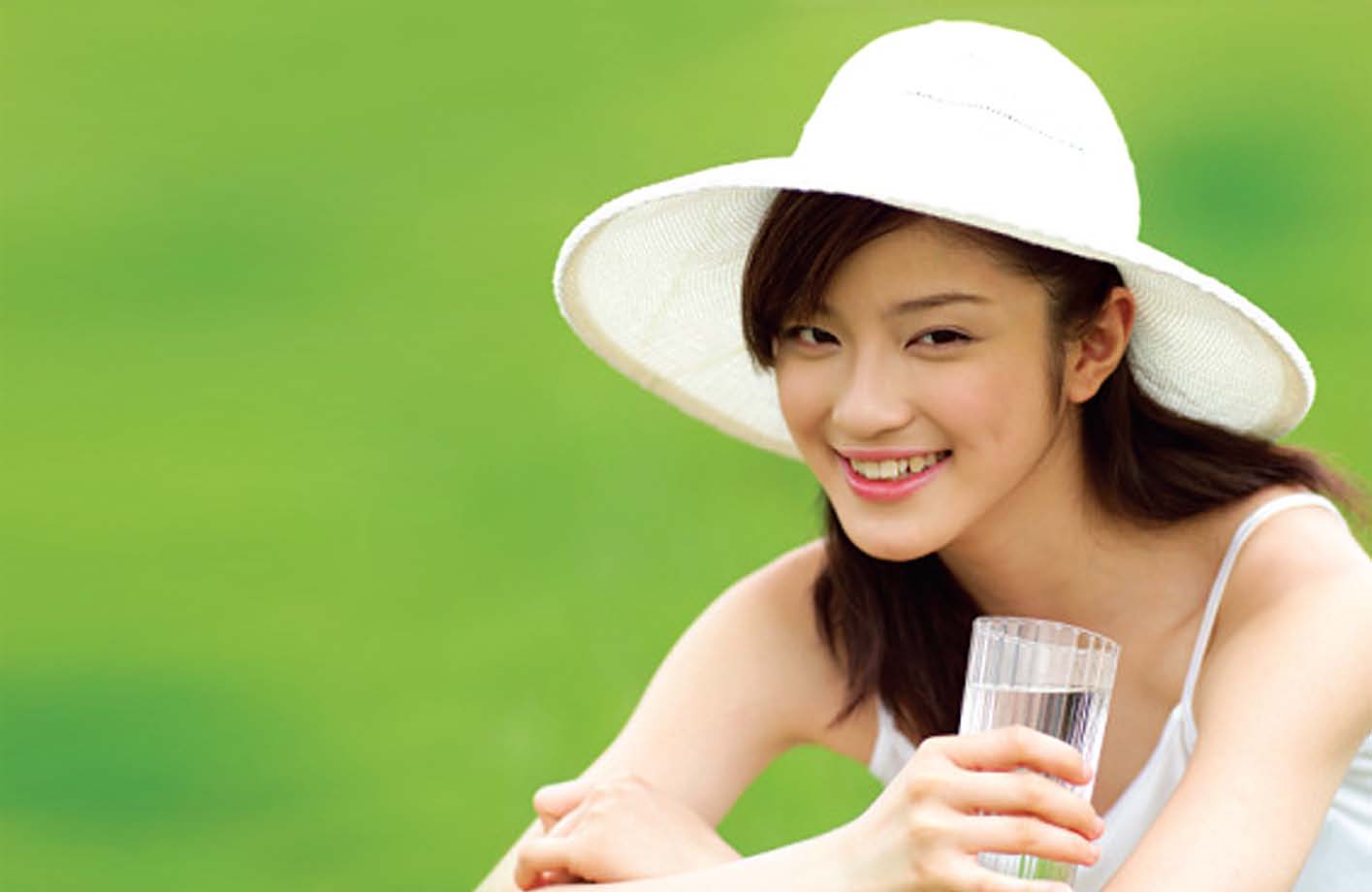 4 Tuyệt Chiêu Tránh Khô Da Cho Dân Văn Phòng Ngồi Máy Lạnh